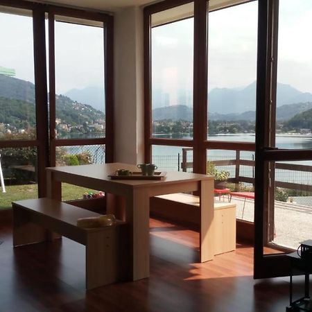 Villa Panoramica Лавена Понте Треза Екстериор снимка