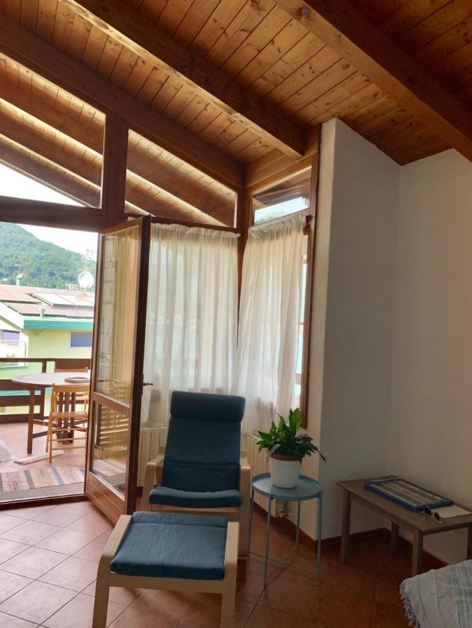 Villa Panoramica Лавена Понте Треза Екстериор снимка