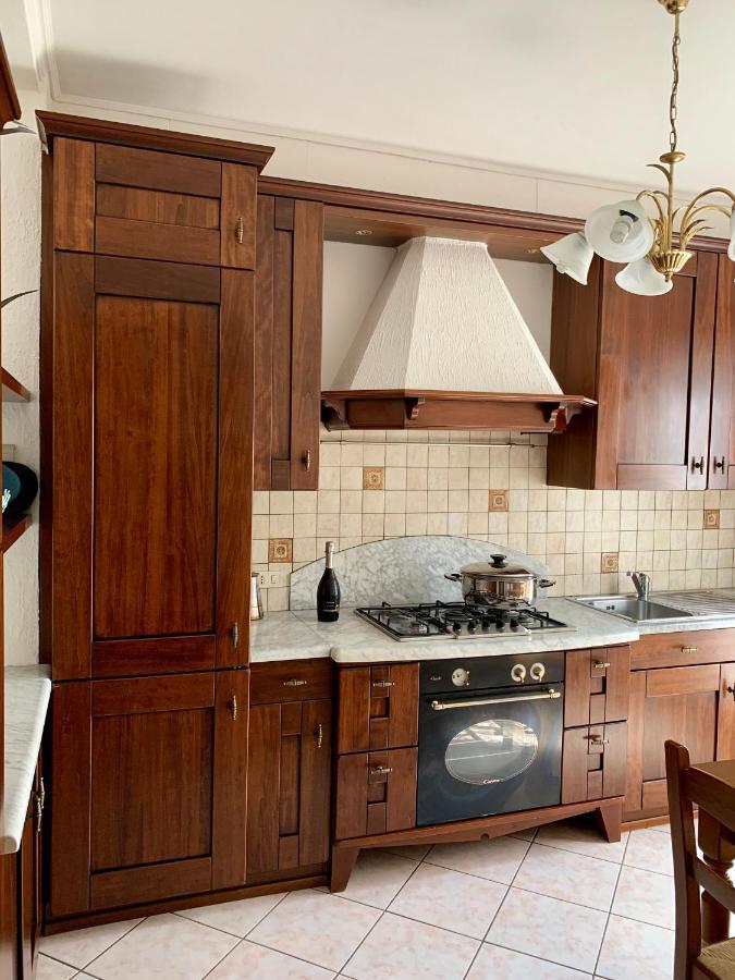 Villa Panoramica Лавена Понте Треза Екстериор снимка
